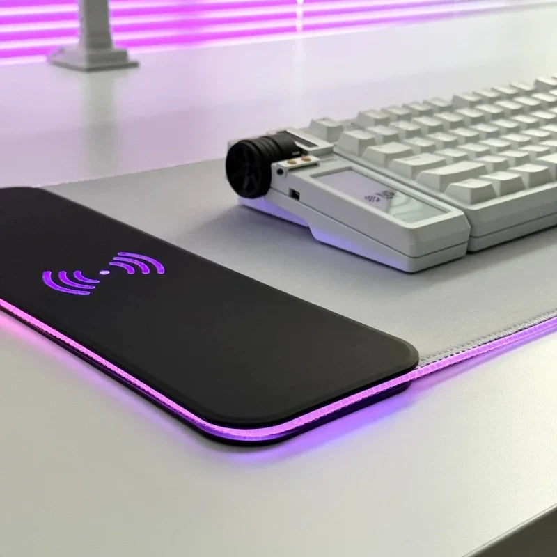 Alfombrilla gaming XXL RGB LED setup escritorio angulo 2